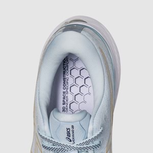 Asics white noise clearance