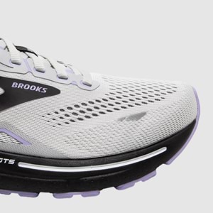 Brooks Adrenaline GTS 23 First Look - Track & Field Fan Hub