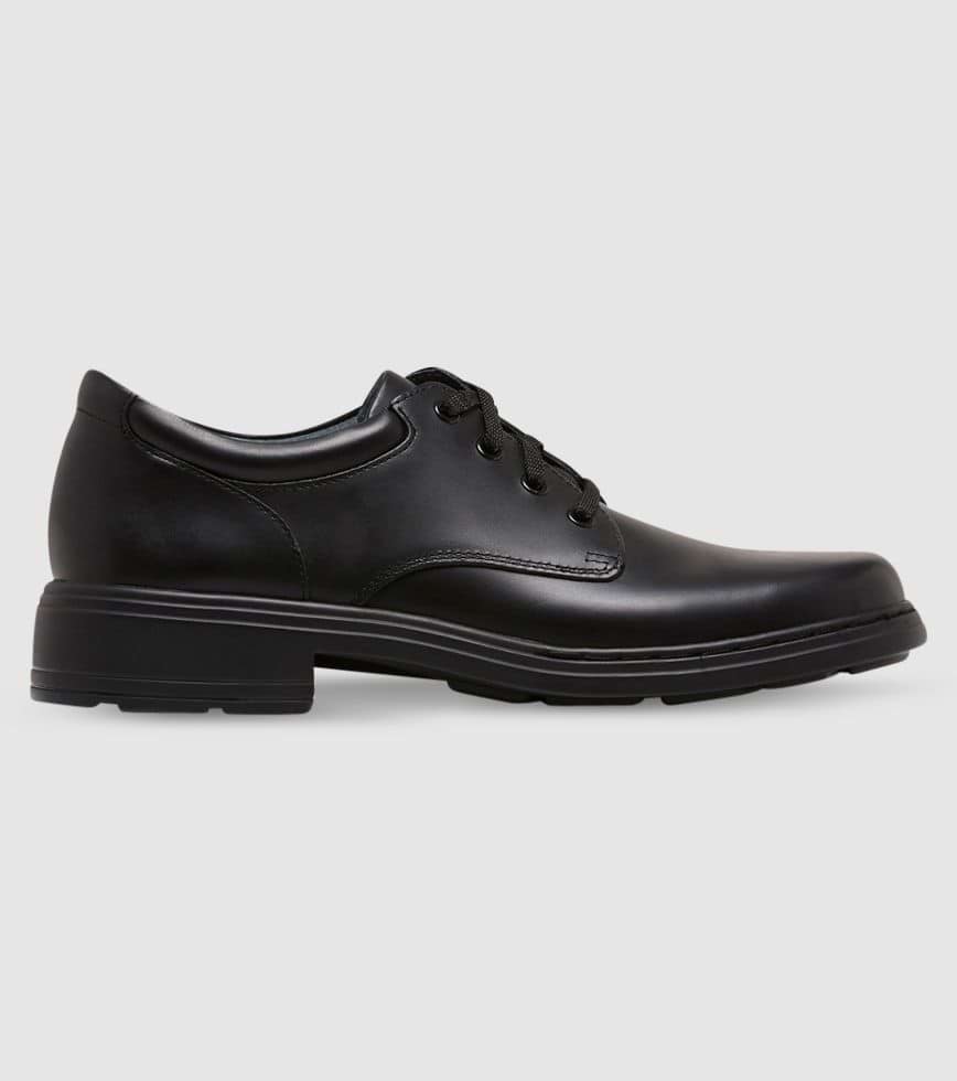 Bóveda falda saludo Shop Clarks Infinity Senior Black | High School Shoes