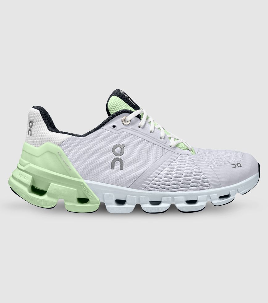 on q running shoes