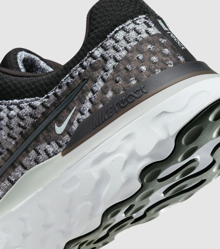 Nike flyknit womens black grey shop