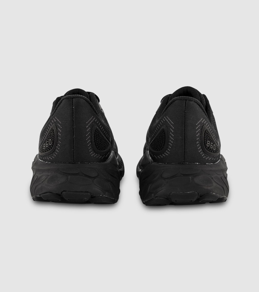 NEW BALANCE 860 V13 2E MENS BLACK BLACK The Athlete s Foot