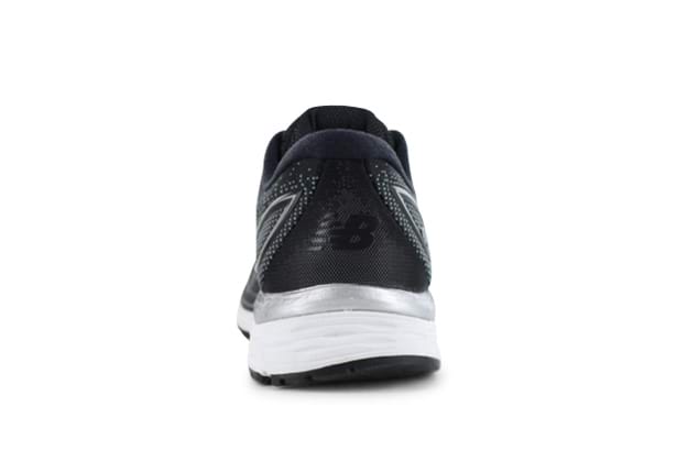 NEW BALANCE M880BK9 2E MENS BLACK Black Mens Cushion Running Shoes