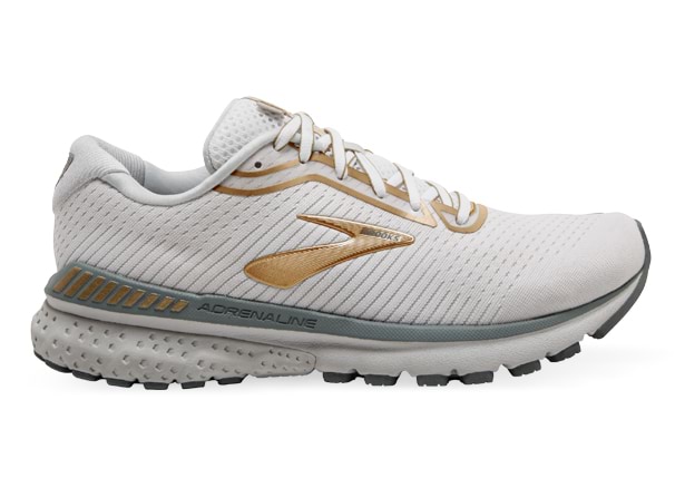 Brooks adrenaline gold 2025