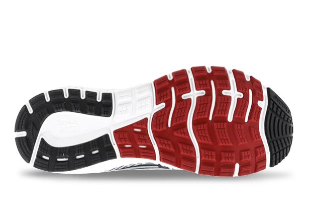brooks transcend 6 men