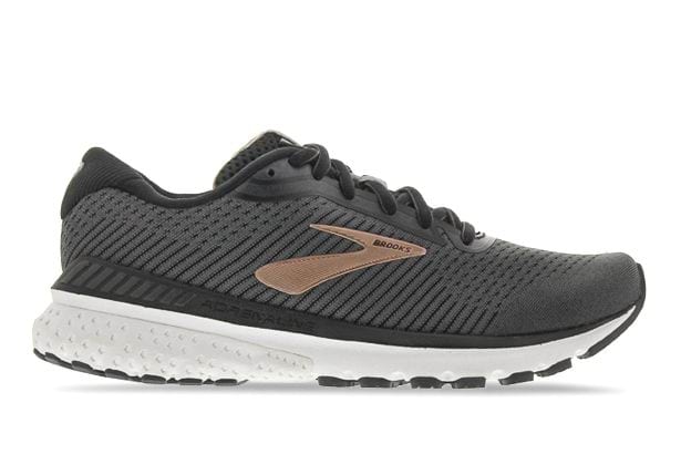 black womens brooks