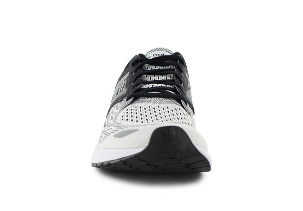 new balance zante black and white