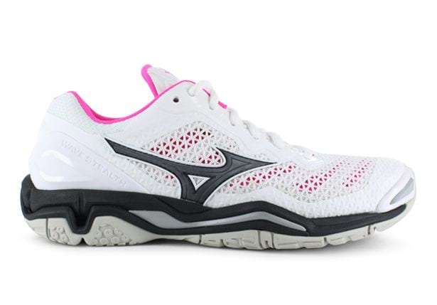 mizuno pink shoes