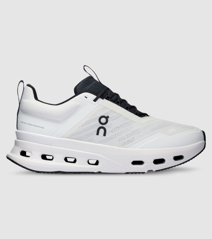 ON RUNNING CLOUDNOVA X WOMENS