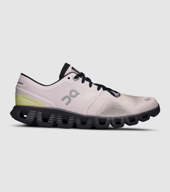 ON CLOUD X 3 WOMENS  