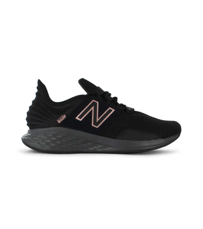 NEW BALANCE ROAV WOMENS  MAGNET