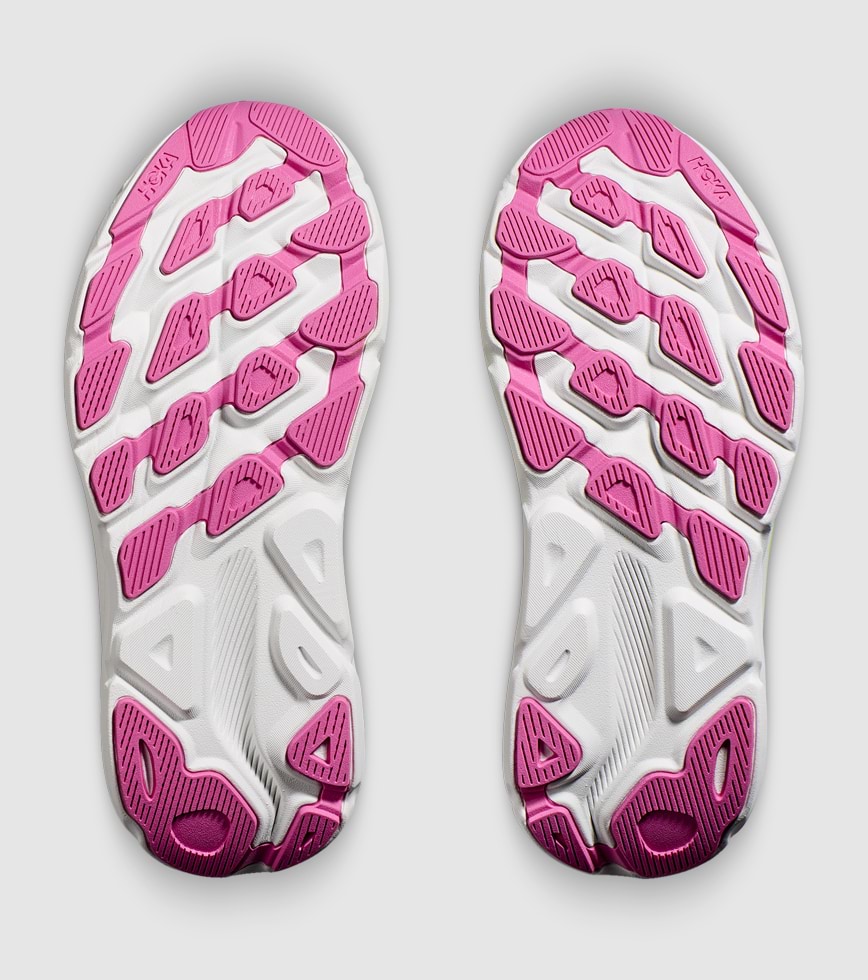 Brooks beast cheap 9 mens pink
