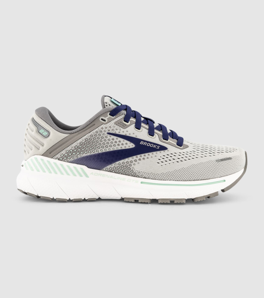 Brooks running shoes on sale for narrow feet