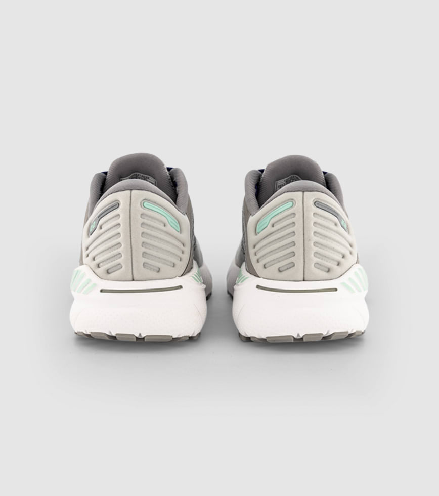 Brooks adrenaline 2e width top