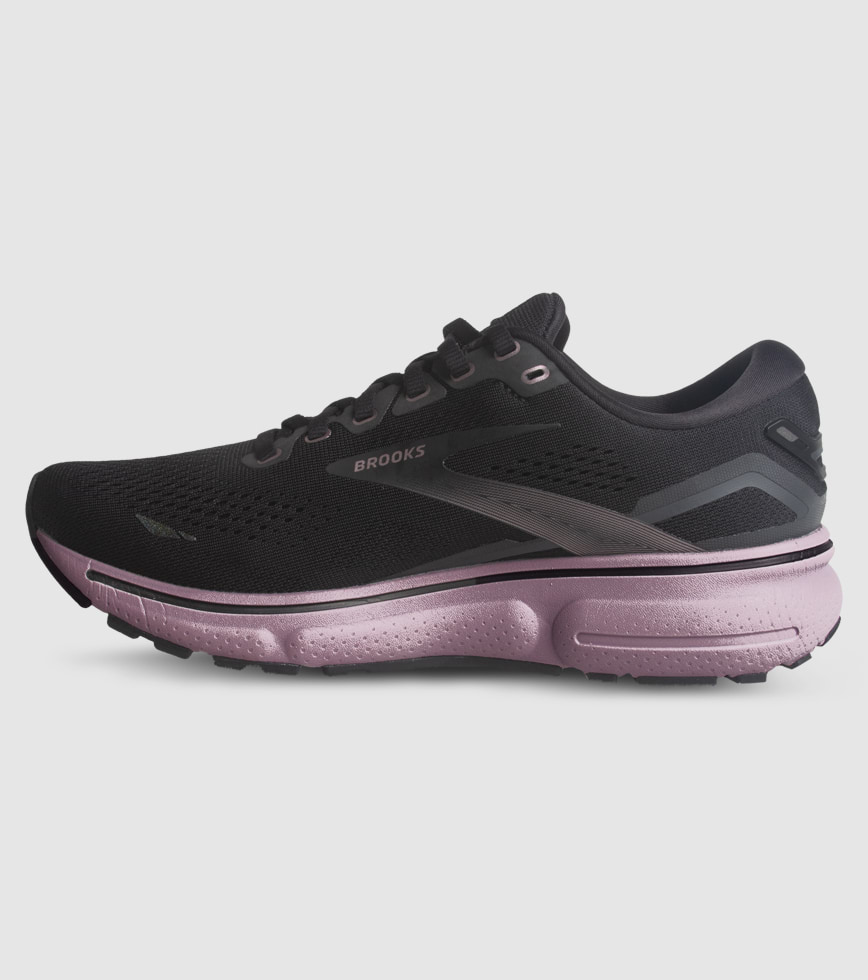Brooks beast 16 womens online gold