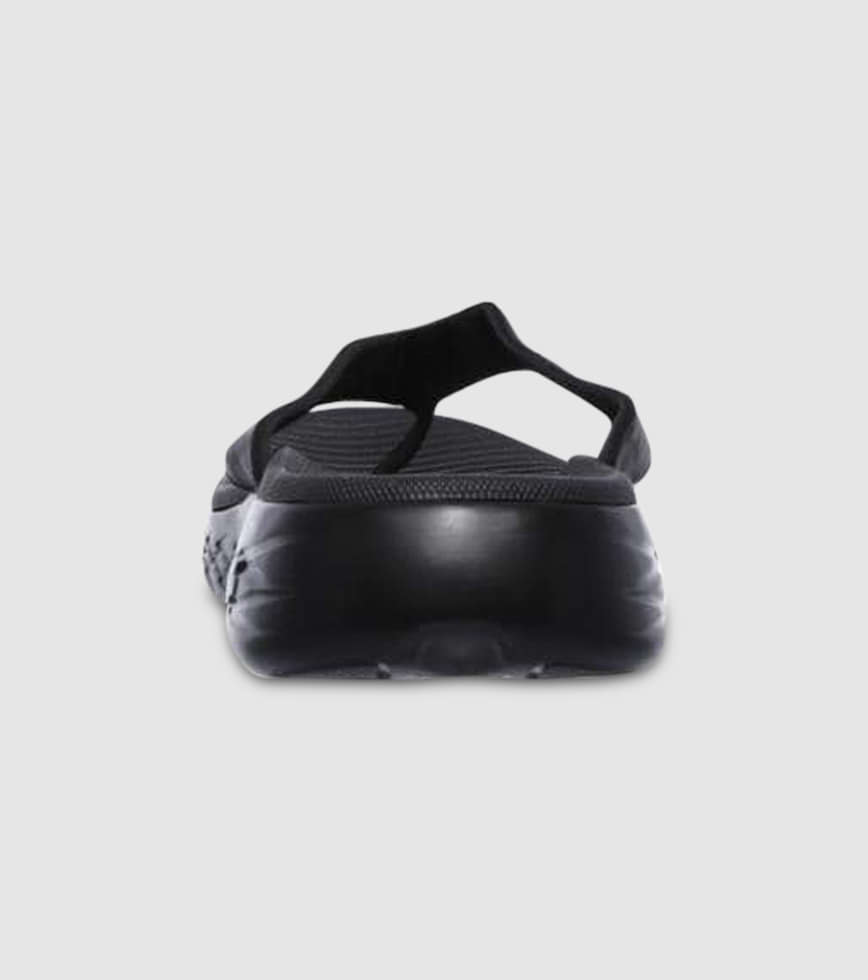 Skechers on the hot sale go 600 seaport