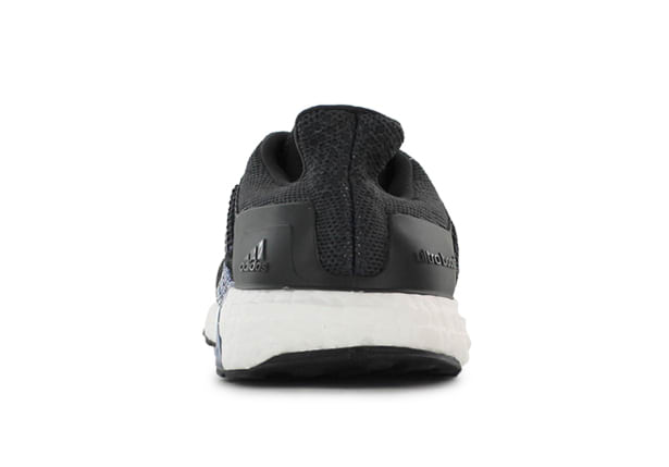 Adidas women's ultraboost deals st shoe  carbon/white/grey