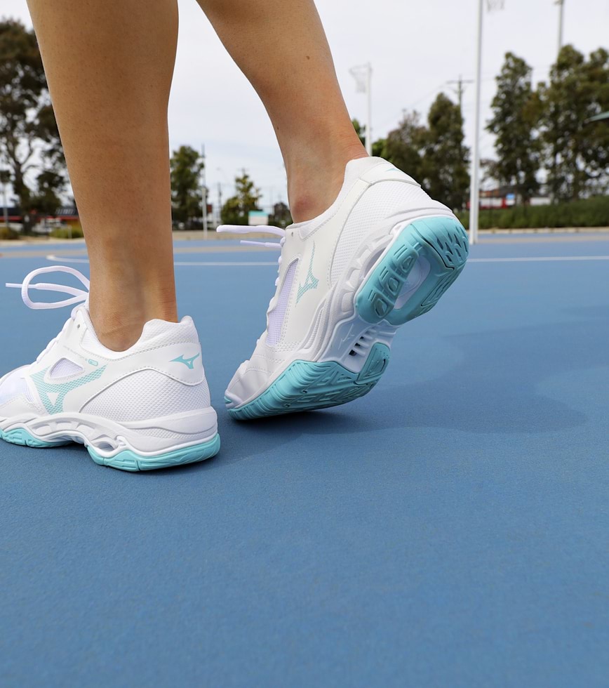 MIZUNO WAVE PHANTOM 2 NETBALL WOMENS NETBALL SHOES