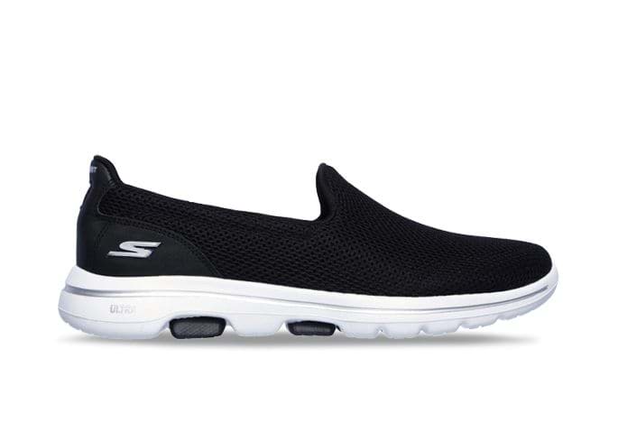 sketchers black white