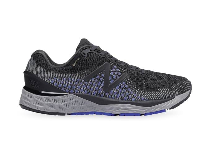 NEW BALANCE 880 GORE-TEX (2E) MENS BLACK | The Athlete's Foot
