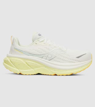  Saucony