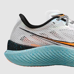 Men's saucony kinvara 10 nyc running shoe top