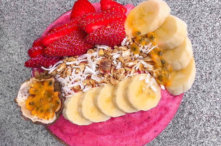 THINK PINK – SMOOTHIE BOWL RECIPE