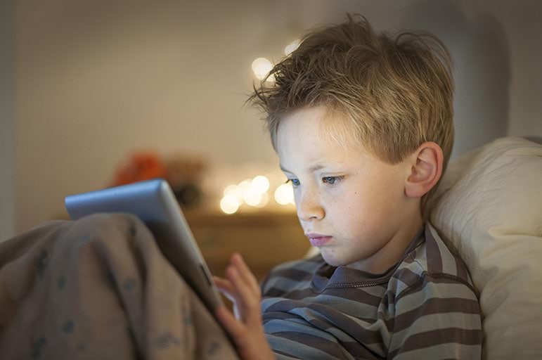 MAINTAIN CONTROL OF SCREEN TIME FOR KIDS